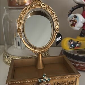 Bath & Body Works Disney Villains Evil Queen vanity Mirror